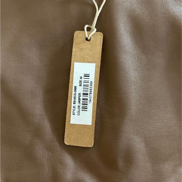 SKIMS faux leather bodysuit- size M- new with tags -retails $99 - Picture 2 of 3